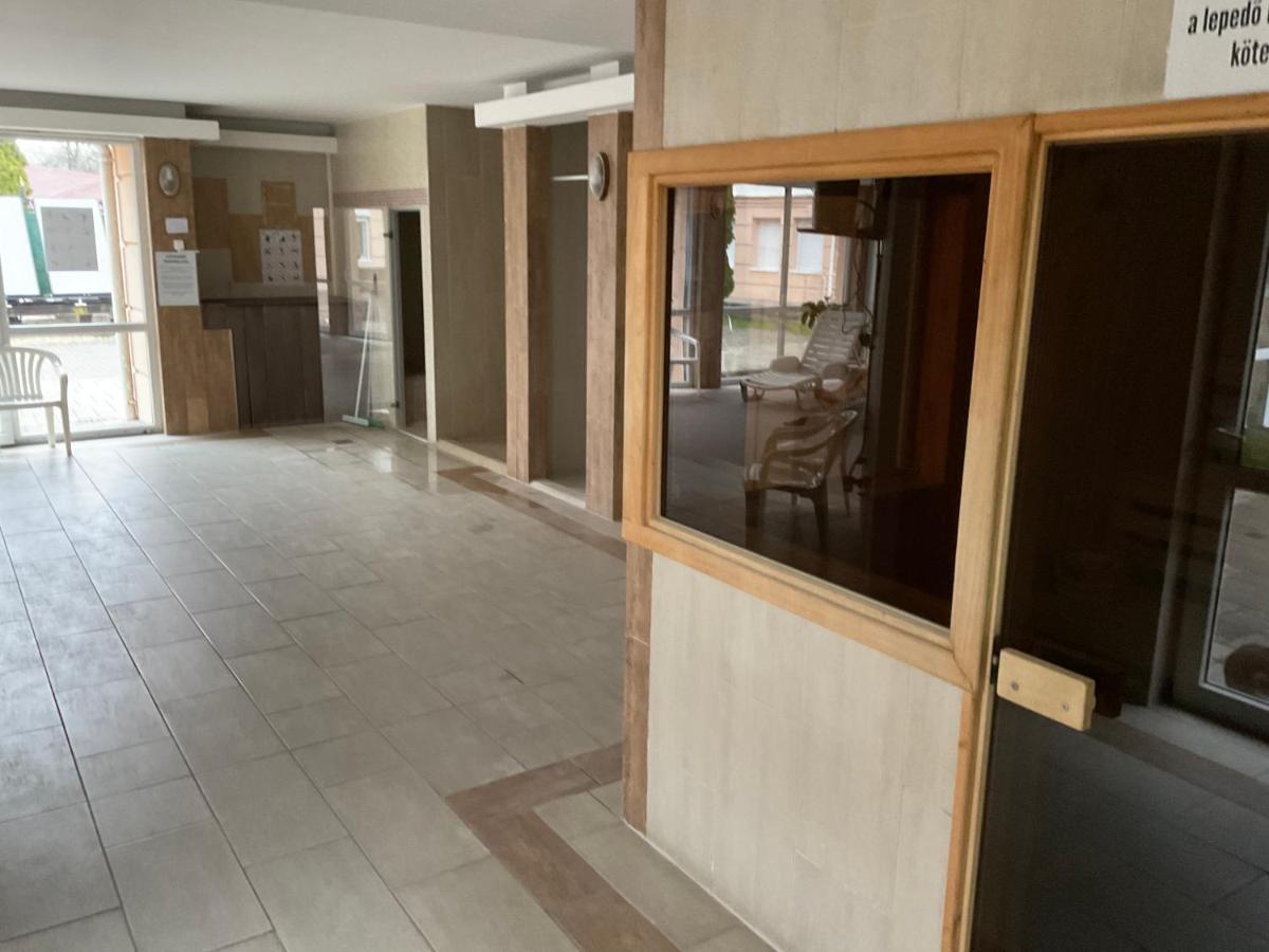 Sport Apartman Hajdúszoboszló Exterior foto
